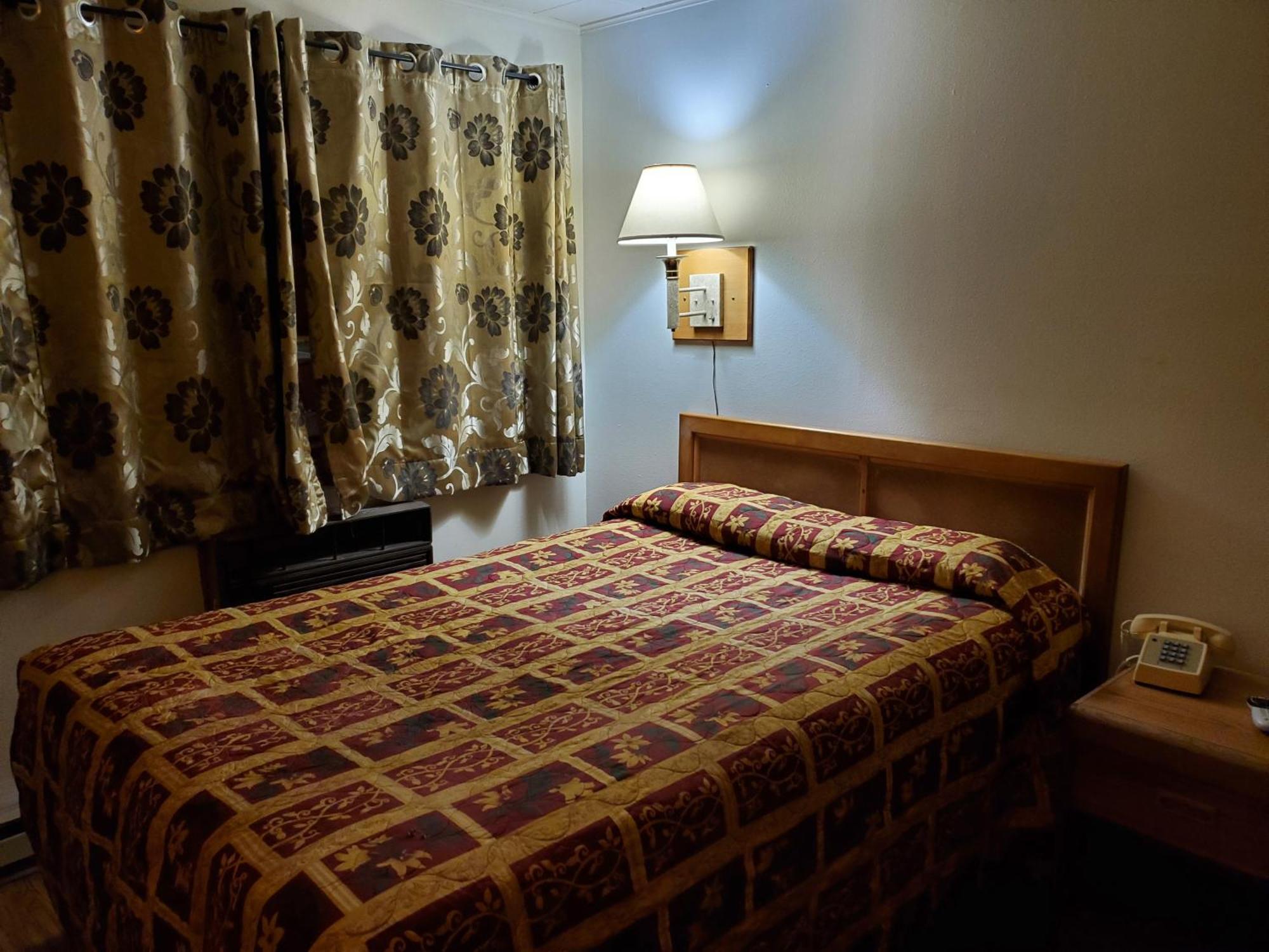 Royal Motor Inn ลาแกรนด์ ภายนอก รูปภาพ